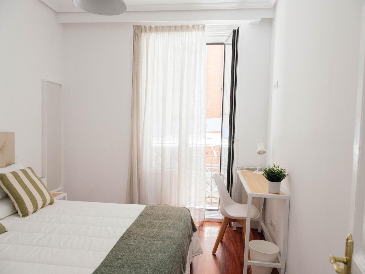 Slow Suites Sol Madrid Ngoại thất bức ảnh